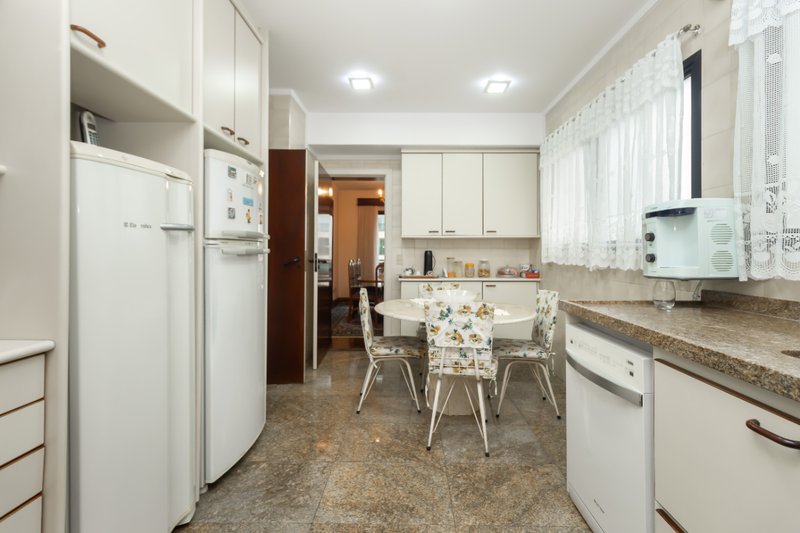 Apartmento 230m² em Santana 3 suítes 4 vagas Rua Pedro Doll São Paulo - 