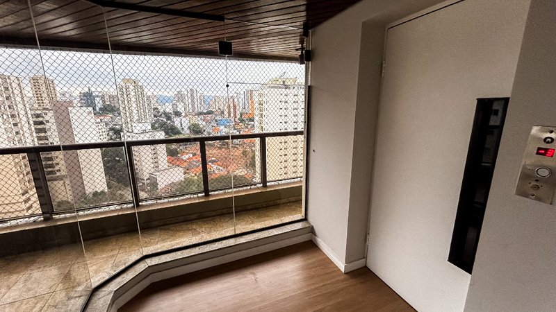 Apartamento 253m² em Santana 4 dorm 3 suítes 4 vagas Rua Voluntários da Pátria São Paulo - 