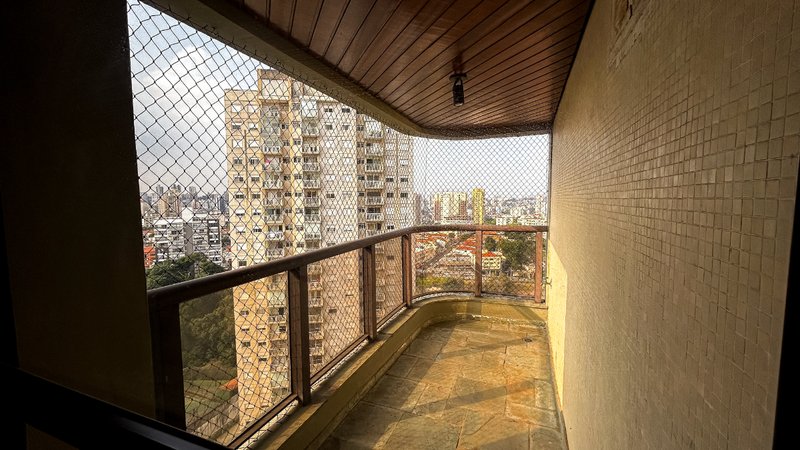 Apartamento 253m² em Santana 4 dorm 3 suítes 4 vagas Rua Voluntários da Pátria São Paulo - 