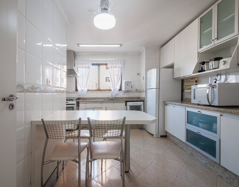 Apartamento 140m² Jd São Paulo 4 dorm 2 suítes 4 vagas Rua Feliciano Bicudo São Paulo - 