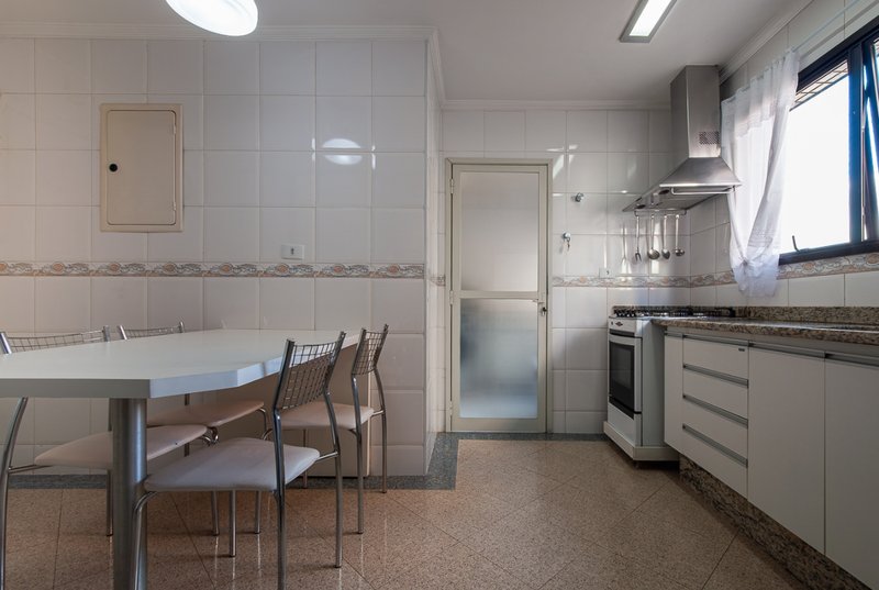 Apartamento 140m² Jd São Paulo 4 dorm 2 suítes 4 vagas Rua Feliciano Bicudo São Paulo - 