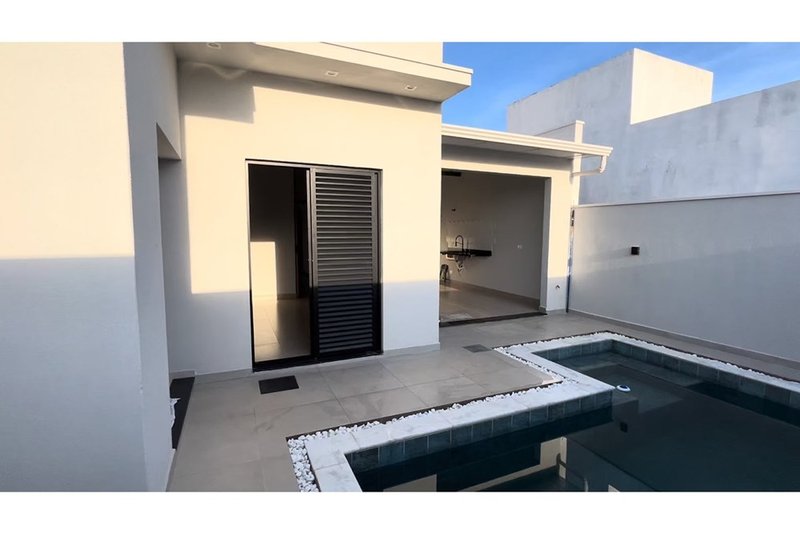 Oportunidade Única em Boituva/SP Casa Térrea com Alto Padrão de Acabamento e Piscina! Rua Eneida Maria Xavier Fernandes Boituva - 