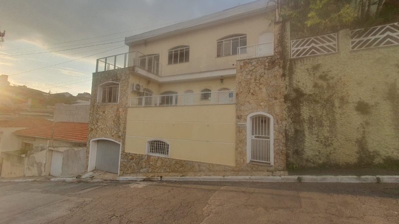 Sobrado 364m² no Alto de Santana 4 dorm 3 suítes 3 vagas Rua Crixás São Paulo - 