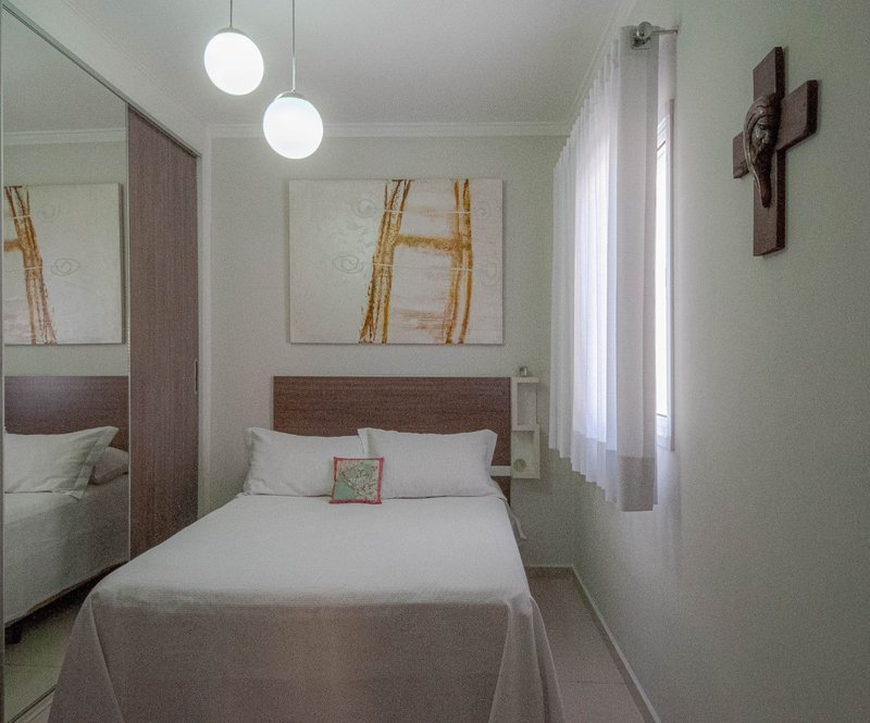 Casa em Condomínio no Chora Menino 145m² 3 dorm 1 suíte 3 vagas Rua Nova dos Portugueses São Paulo - 