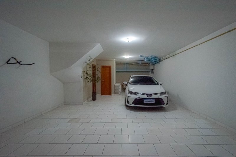 Casa em Condomínio no Chora Menino 145m² 3 dorm 1 suíte 3 vagas Rua Nova dos Portugueses São Paulo - 