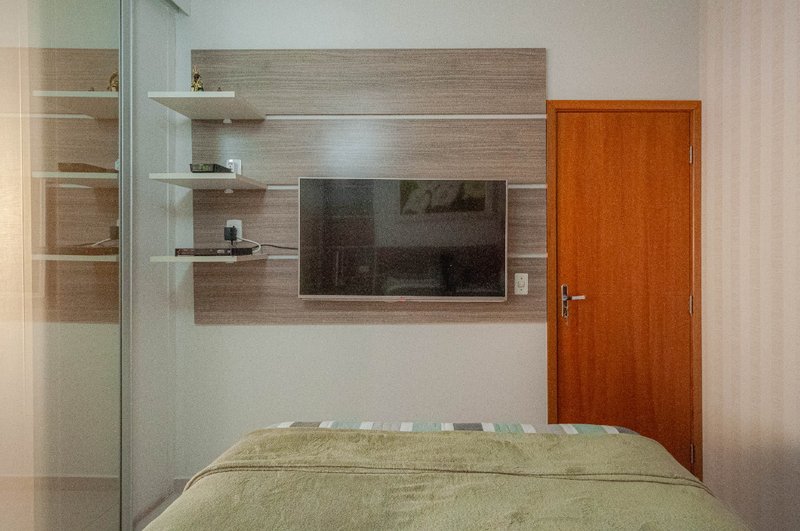 Casa em Condomínio no Chora Menino 145m² 3 dorm 1 suíte 3 vagas Rua Nova dos Portugueses São Paulo - 