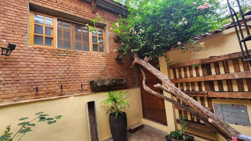 Casa de Vila em Santana 140m² 4 dorm 2 suítes 2 vagas Rua Marechal Hermes da Fonseca São Paulo - 