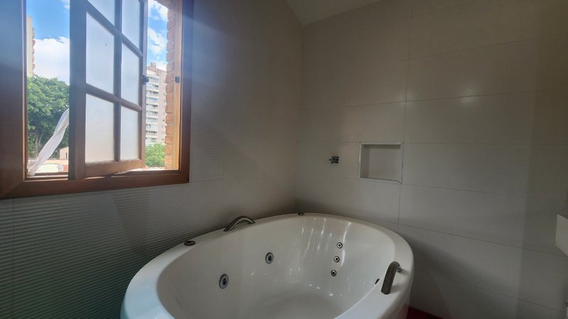 Casa de Vila em Santana 140m² 4 dorm 2 suítes 2 vagas Rua Marechal Hermes da Fonseca São Paulo - 