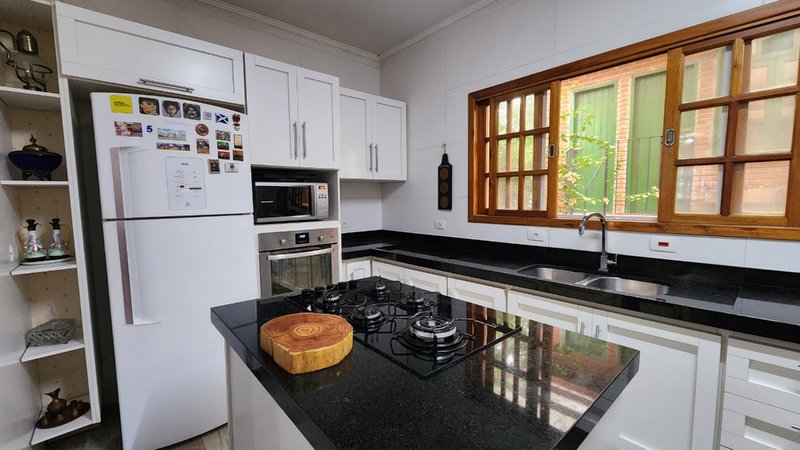 Casa de Vila em Santana 140m² 4 dorm 2 suítes 2 vagas Rua Marechal Hermes da Fonseca São Paulo - 
