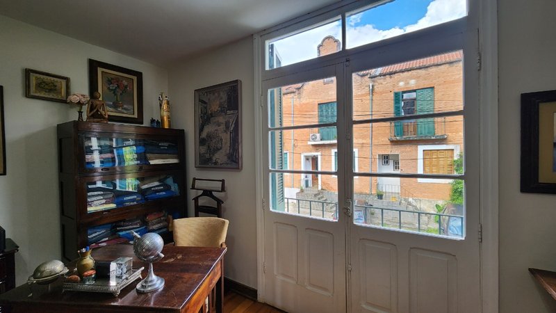 Casa de Vila em Santana 140m² 4 dorm 2 suítes 2 vagas Rua Marechal Hermes da Fonseca São Paulo - 