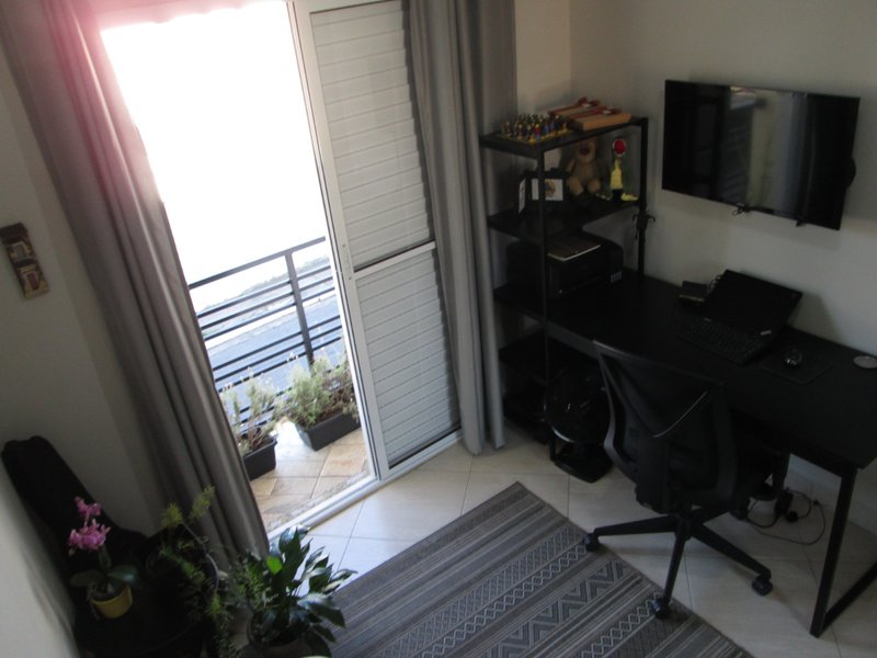 Casa em Condomínio na Vila Rosa 102m² 3 dorm 1 suíte 2 vagas Rua Maria Lopes São Paulo - 