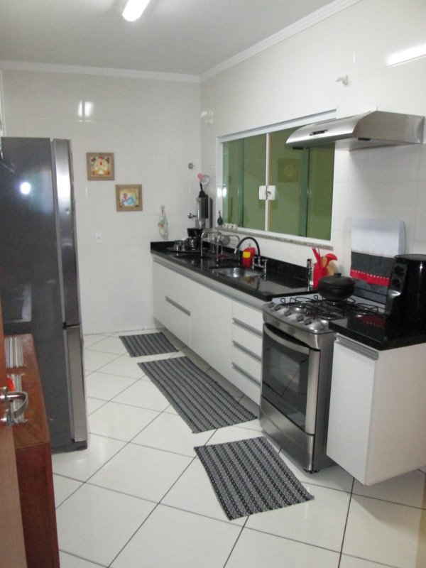 Casa em Condomínio na Vila Rosa 102m² 3 dorm 1 suíte 2 vagas Rua Maria Lopes São Paulo - 