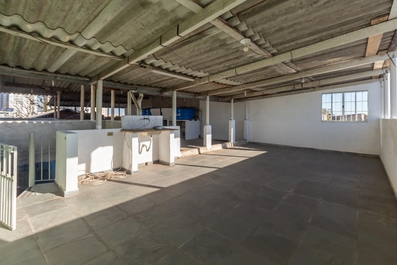 Casa na Vila Nova Cachoeirinha com 146m² útil 3 dorm 2 vagas Rua do Moinho São Paulo - 