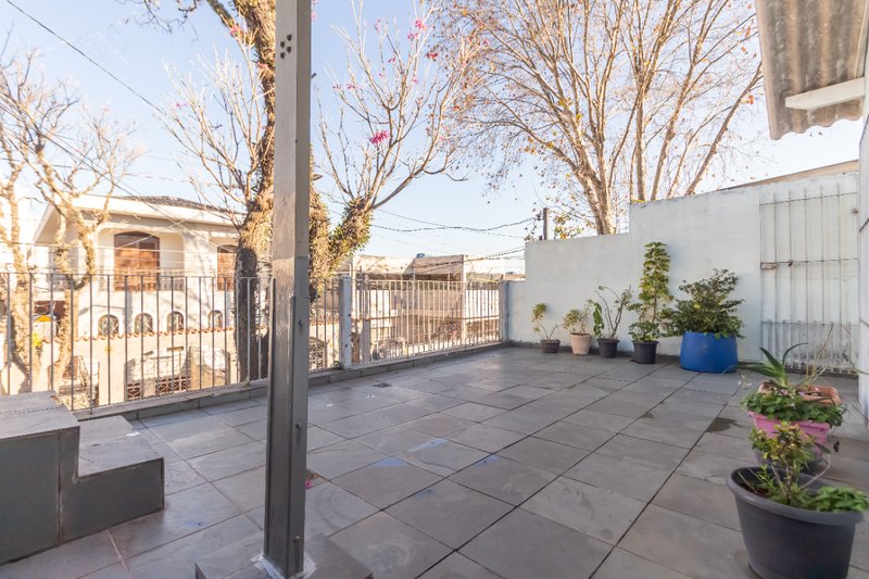 Casa na Vila Nova Cachoeirinha com 146m² útil 3 dorm 2 vagas Rua do Moinho São Paulo - 