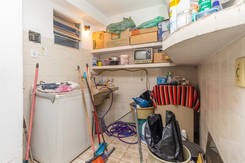 Casa na Vila Nova Cachoeirinha com 146m² útil 3 dorm 2 vagas Rua do Moinho São Paulo - 