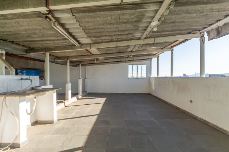 Casa na Vila Nova Cachoeirinha com 146m² útil 3 dorm 2 vagas Rua do Moinho São Paulo - 