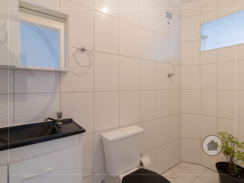 CASA À VENDA COM 162 M² | 3 QUARTOS | 2 SUÍTES | 4 BANHEIROS | 4 VAGAS | VILA ROSÁLIA/GRU Rua São Joaquim Guarulhos - 