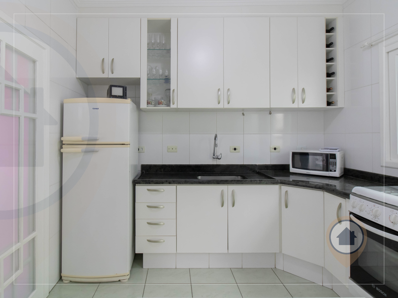 CASA À VENDA COM 162 M² | 3 QUARTOS | 2 SUÍTES | 4 BANHEIROS | 4 VAGAS | VILA ROSÁLIA/GRU Rua São Joaquim Guarulhos - 