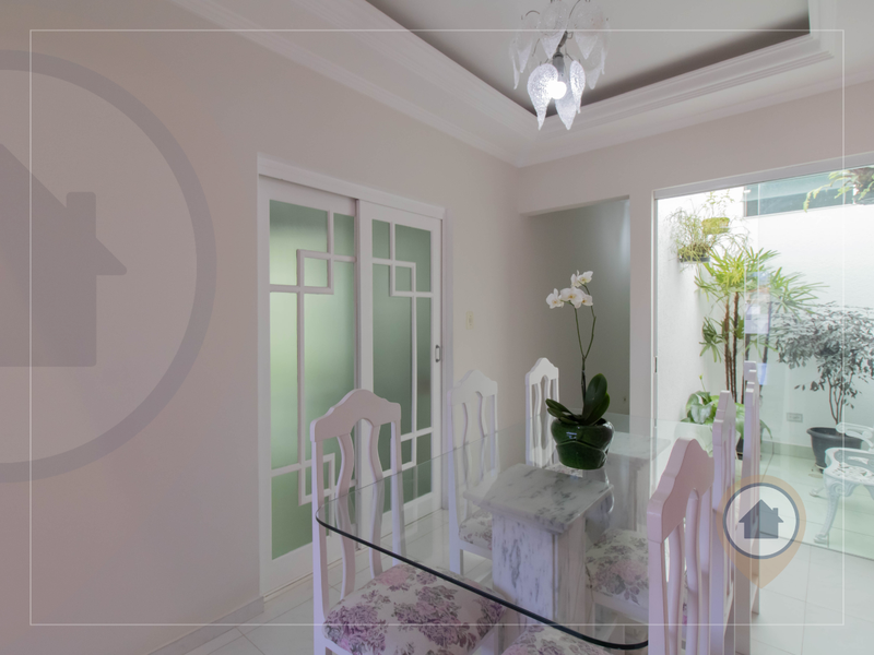 CASA À VENDA COM 162 M² | 3 QUARTOS | 2 SUÍTES | 4 BANHEIROS | 4 VAGAS | VILA ROSÁLIA/GRU Rua São Joaquim Guarulhos - 