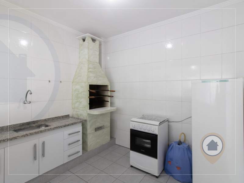 CASA À VENDA COM 162 M² | 3 QUARTOS | 2 SUÍTES | 4 BANHEIROS | 4 VAGAS | VILA ROSÁLIA/GRU Rua São Joaquim Guarulhos - 