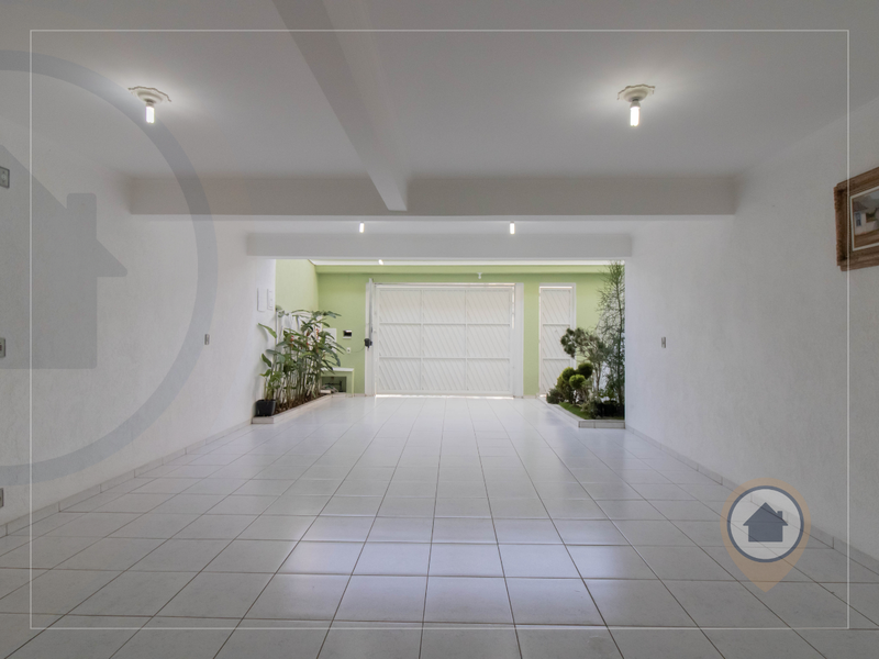 CASA À VENDA COM 162 M² | 3 QUARTOS | 2 SUÍTES | 4 BANHEIROS | 4 VAGAS | VILA ROSÁLIA/GRU Rua São Joaquim Guarulhos - 
