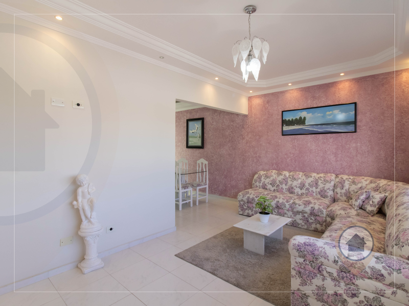 CASA À VENDA COM 162 M² | 3 QUARTOS | 2 SUÍTES | 4 BANHEIROS | 4 VAGAS | VILA ROSÁLIA/GRU Rua São Joaquim Guarulhos - 