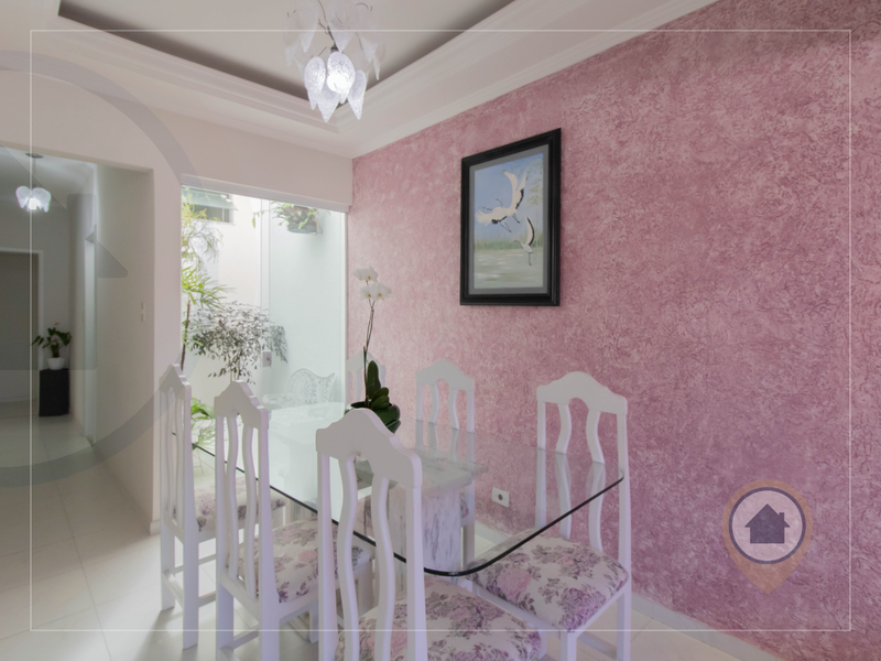 CASA À VENDA COM 162 M² | 3 QUARTOS | 2 SUÍTES | 4 BANHEIROS | 4 VAGAS | VILA ROSÁLIA/GRU Rua São Joaquim Guarulhos - 