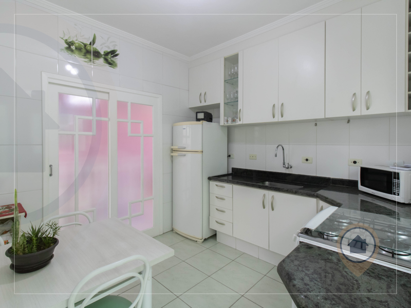 CASA À VENDA COM 162 M² | 3 QUARTOS | 2 SUÍTES | 4 BANHEIROS | 4 VAGAS | VILA ROSÁLIA/GRU Rua São Joaquim Guarulhos - 