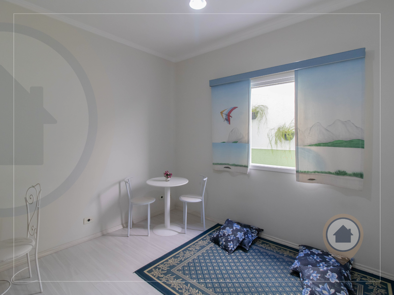CASA À VENDA COM 162 M² | 3 QUARTOS | 2 SUÍTES | 4 BANHEIROS | 4 VAGAS | VILA ROSÁLIA/GRU Rua São Joaquim Guarulhos - 