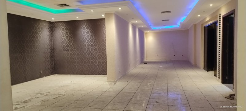 Imóvel Comercial na Vila Carrão 754m² 20 vagas Avenida Conselheiro Carrão São Paulo - 