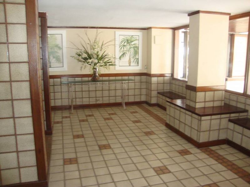 APARTAMENTO NASCENTE 3 QUARTOS SUÍTE DEPENDÊNCIA GARAGEM ELEVADOR À VENDA EM BROTAS Rua Comendador Pereira da Silva Salvador - 