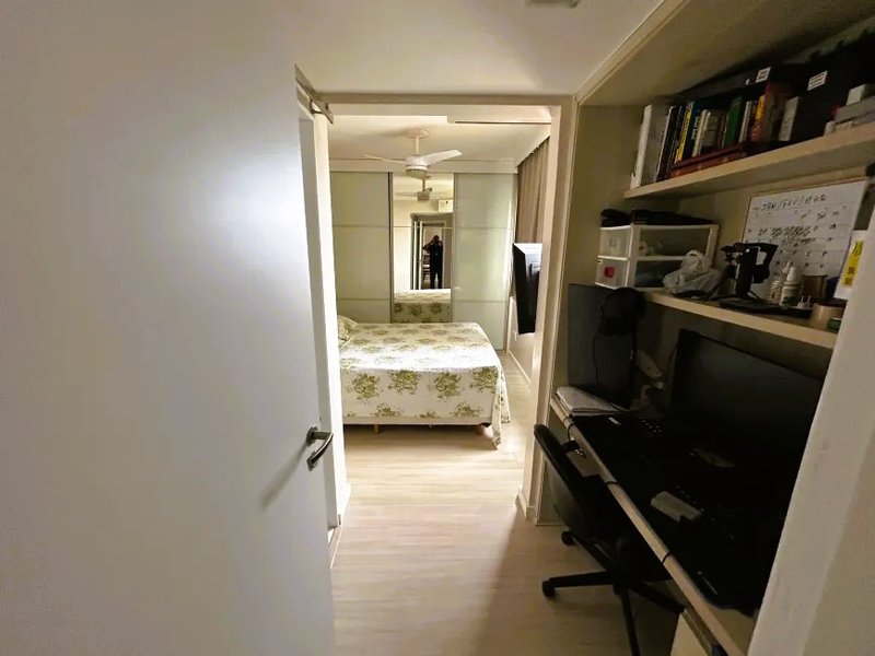 APARTAMENTO NASCENTE 3 QUARTOS SUÍTE DEPENDÊNCIA GARAGEM ELEVADOR À VENDA EM BROTAS Rua Comendador Pereira da Silva Salvador - 