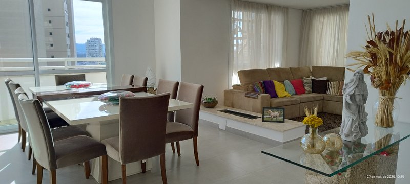 Apartamento Duplex em Santana com 315m² 4 dorm 3 suítes 5 vagas Rua Antônio Pereira de Sousa São Paulo - 