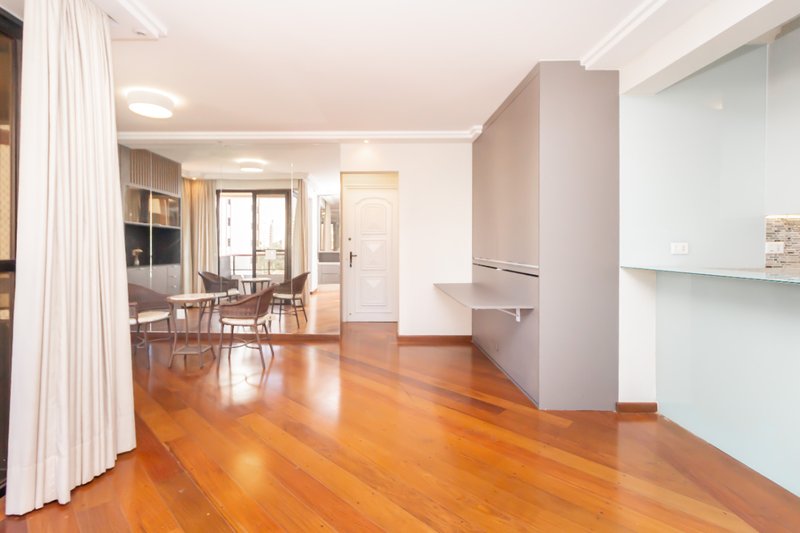 Apartamento 116m² na Vila Mariana 3 dorm 1 suíte 3 vagas Rua Caravelas São Paulo - 