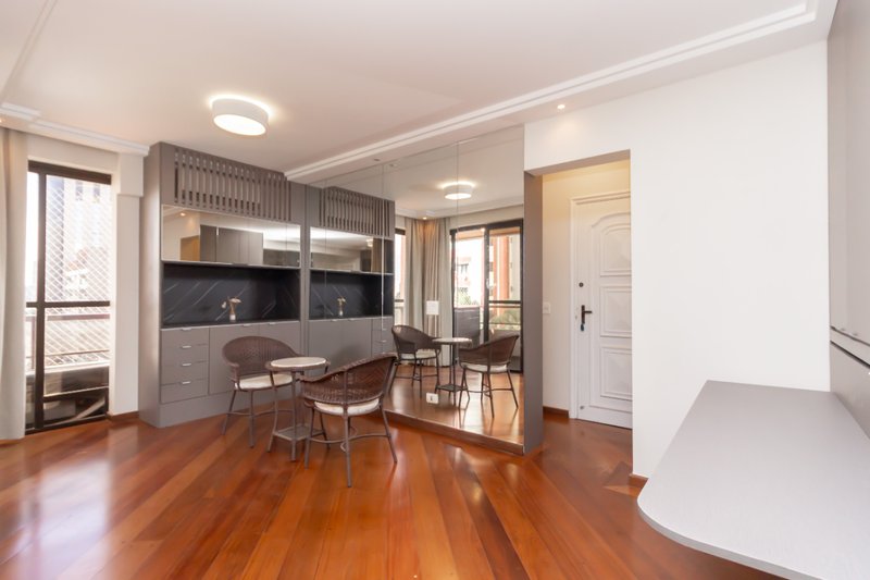 Apartamento 116m² na Vila Mariana 3 dorm 1 suíte 3 vagas Rua Caravelas São Paulo - 