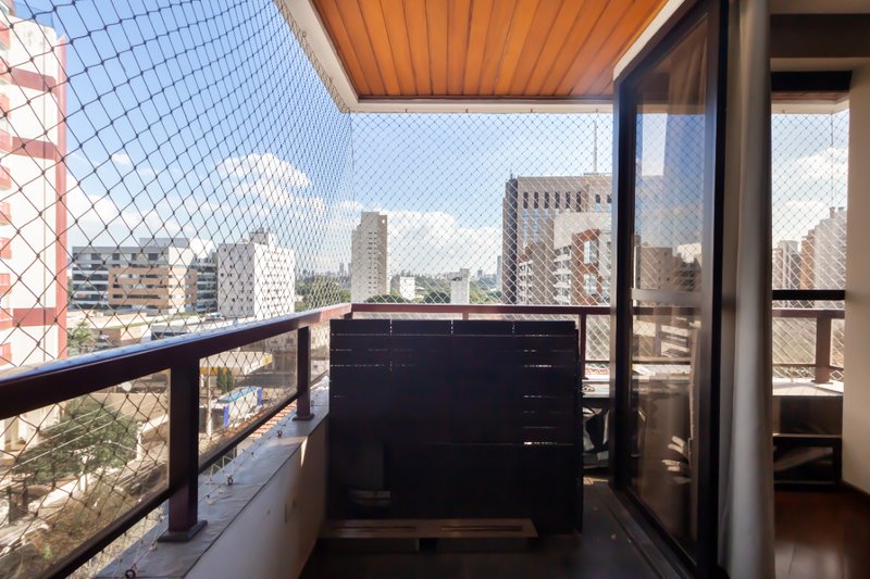 Apartamento 116m² na Vila Mariana 3 dorm 1 suíte 3 vagas Rua Caravelas São Paulo - 