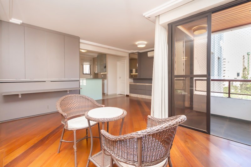 Apartamento 116m² na Vila Mariana 3 dorm 1 suíte 3 vagas Rua Caravelas São Paulo - 