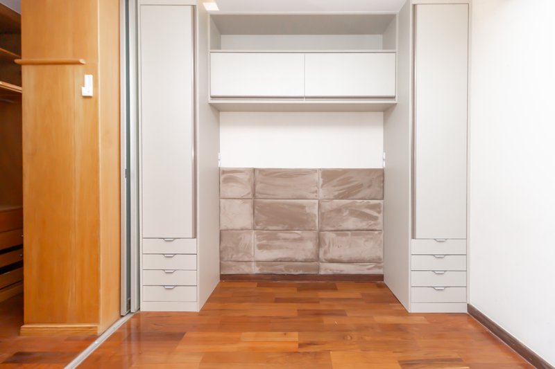 Apartamento 116m² na Vila Mariana 3 dorm 1 suíte 3 vagas Rua Caravelas São Paulo - 