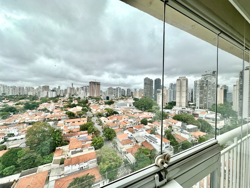 Apartamento 74m² na Vila Cordeiro 2 suítes 1 vaga Rua Nicolau Barreto São Paulo - 