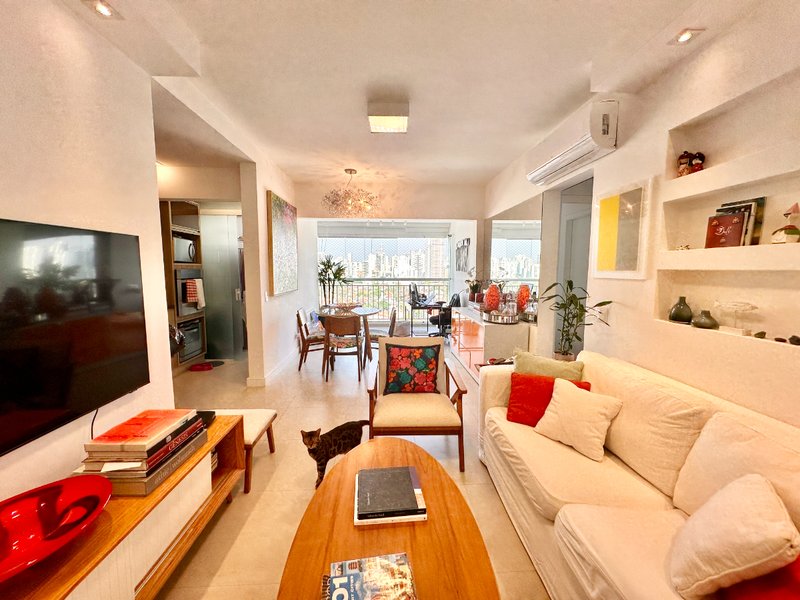 Apartamento 74m² na Vila Cordeiro 2 suítes 1 vaga Rua Nicolau Barreto São Paulo - 