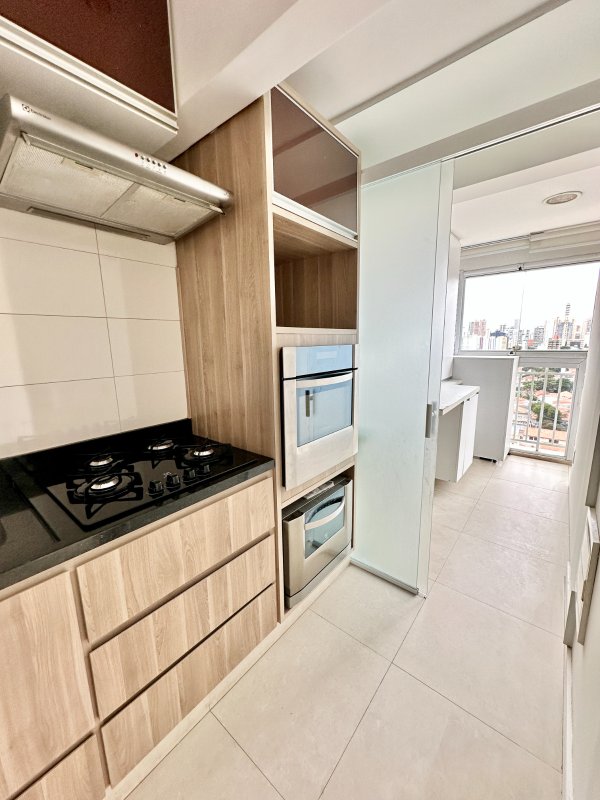 Apartamento 74m² na Vila Cordeiro 2 suítes 1 vaga Rua Nicolau Barreto São Paulo - 