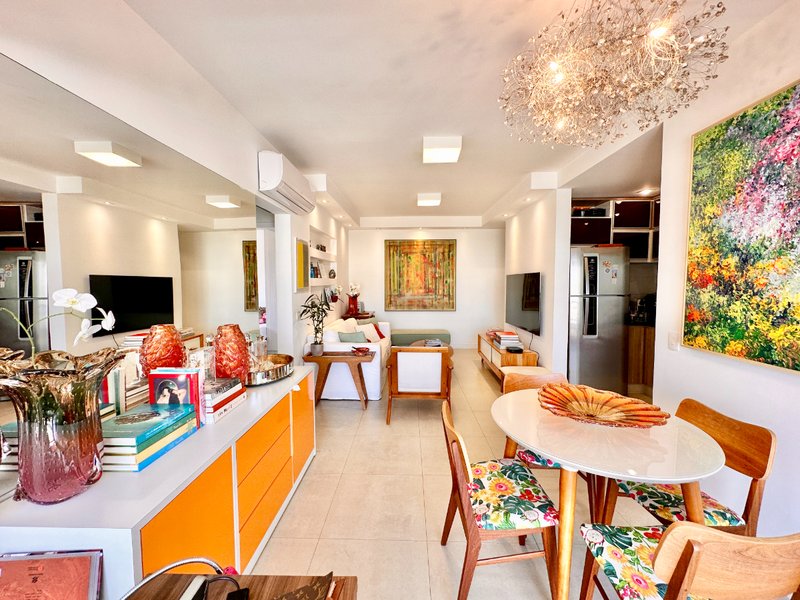 Apartamento 74m² na Vila Cordeiro 2 suítes 1 vaga Rua Nicolau Barreto São Paulo - 