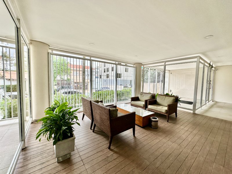 Apartamento 74m² na Vila Cordeiro 2 suítes 1 vaga Rua Nicolau Barreto São Paulo - 
