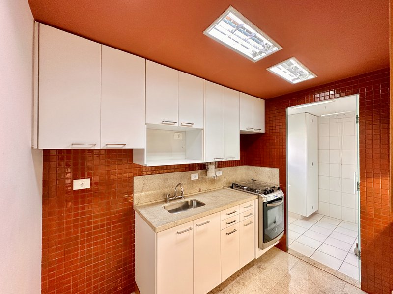 Apartamento 79m² na Vila Andrade 2 suítes 2 vagas Rua Itatupa São Paulo - 