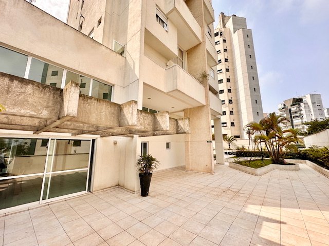 Apartamento 79m² na Vila Andrade 2 suítes 2 vagas Rua Itatupa São Paulo - 