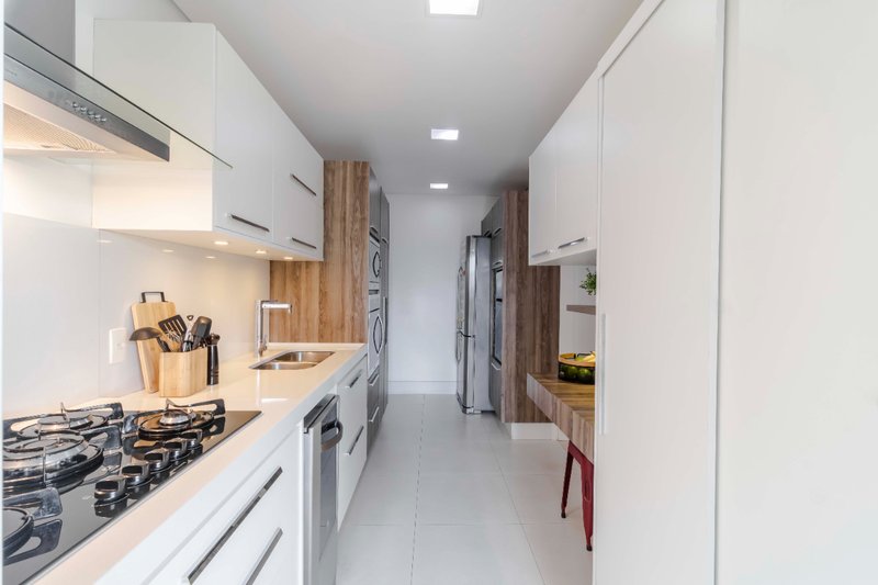 Apartamento 134m² na Cidade Monções 3 suítes 2 vagas Rua Arizona São Paulo - 