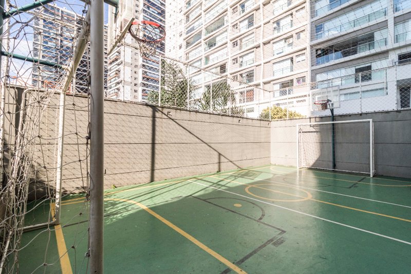 Apartamento 134m² na Cidade Monções 3 suítes 2 vagas Rua Arizona São Paulo - 