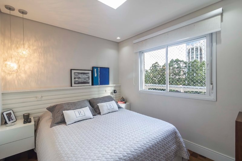 Apartamento 134m² na Cidade Monções 3 suítes 2 vagas Rua Arizona São Paulo - 