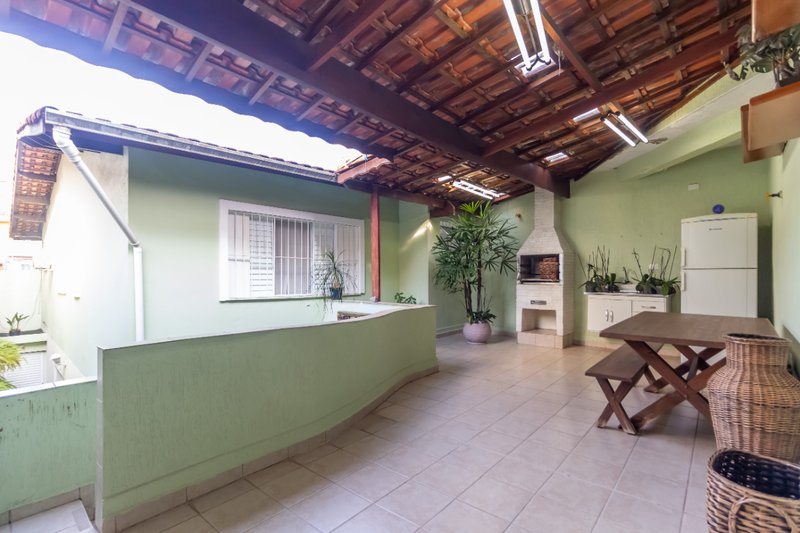 Sobrado no Imirim 174m² 3 dorm 1 suíte 2 vagas Rua Evaristo Roque São Paulo - 