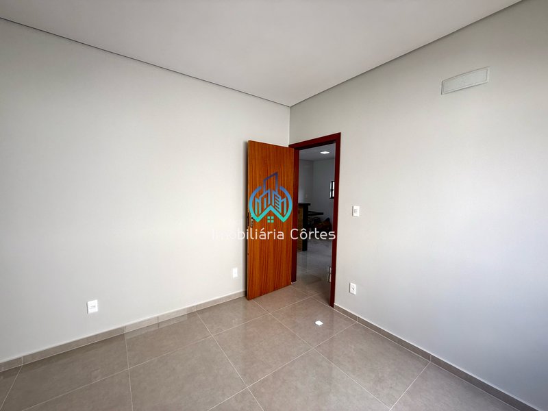 Casa Moderna com Fachada Imponente — Pronta para Encantar! Rua Comandante Barcelar Guapimirim - 